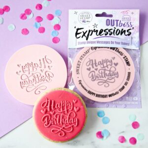 Sweet Stamp Outboss expressions stempel met tekst Happy Birthday en hartjes
