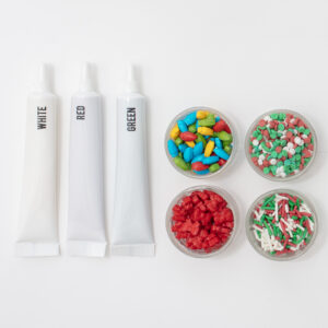 Afbeelding van PME Gingerbread House Decoratieset 115 g met icing tubes en sprinkles